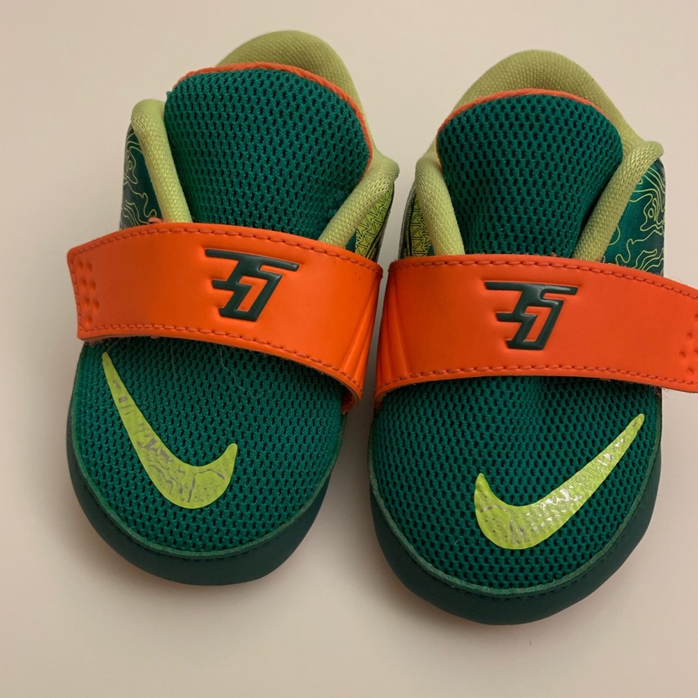 Green and Orange Nike Kevin Durant’s  size 2.5
